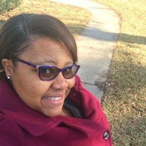 Meet your Posher, Ashantia